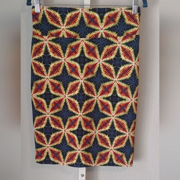LuLaRoe Printed Pencil Skirt Sz S - Picture 1 of 4